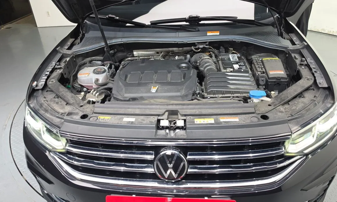 Volkswagen Tiguan — фото 10