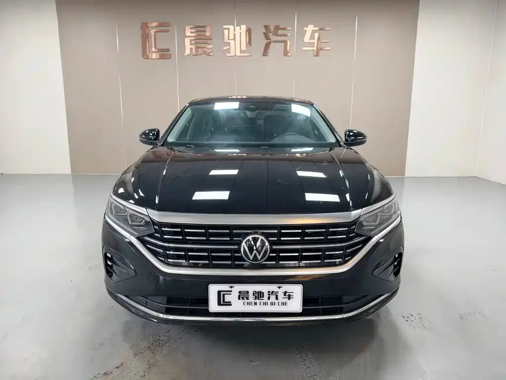 Volkswagen Passat — фото 2