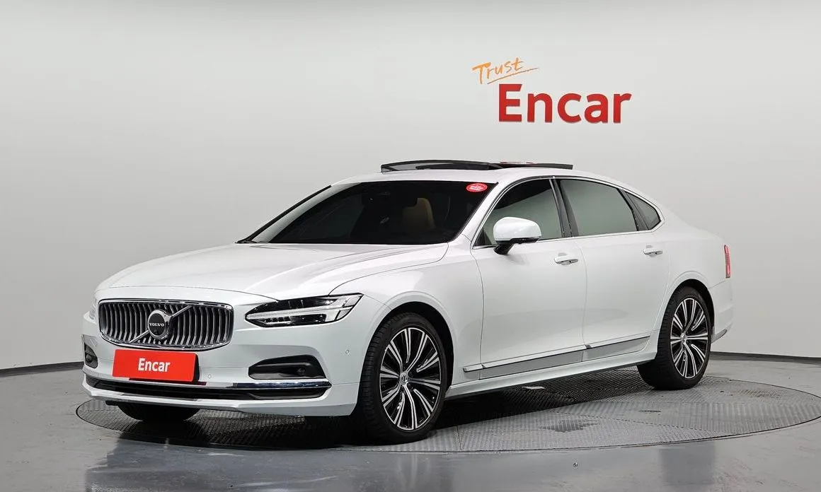 Volvo S90 — фото 1