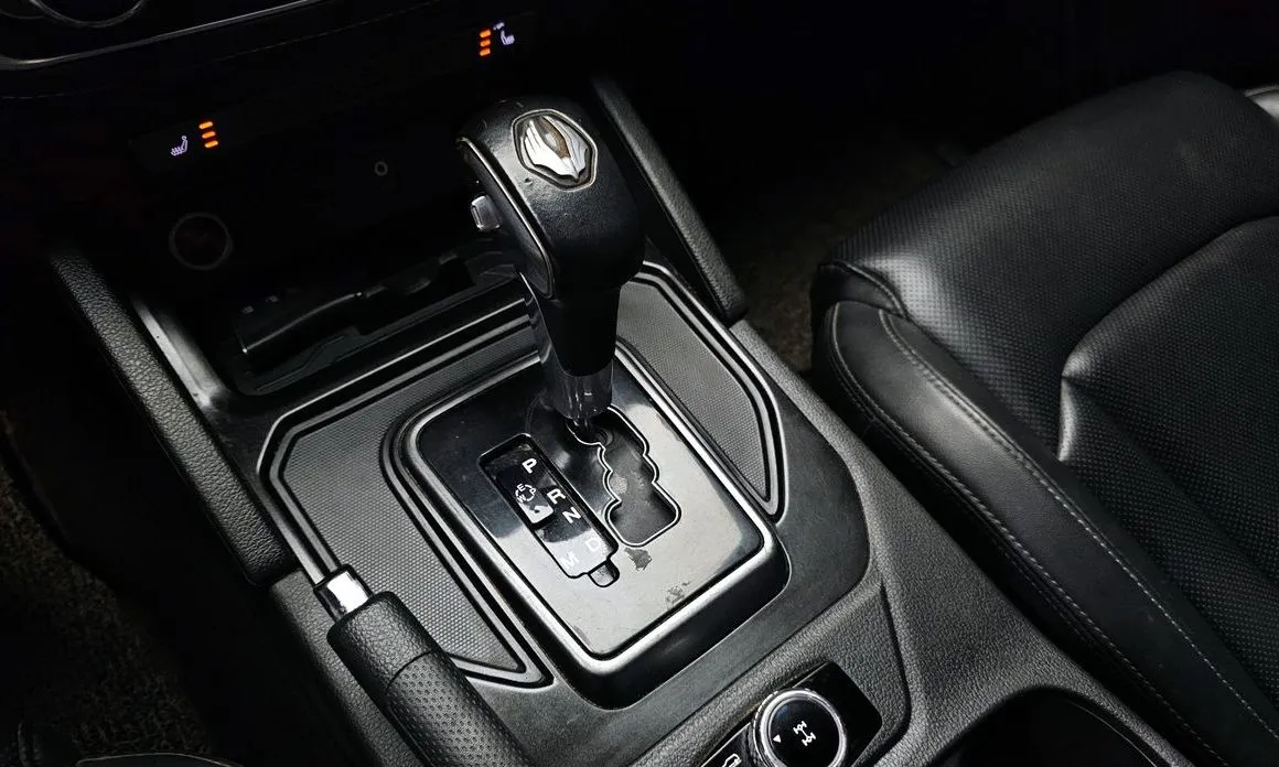 KG Mobility (Ssangyong) Rexton — фото 4