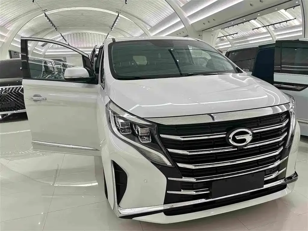 GAC Motor Trumpchi M8 — фото 9