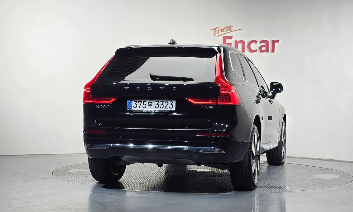 Volvo XC60 — фото 3