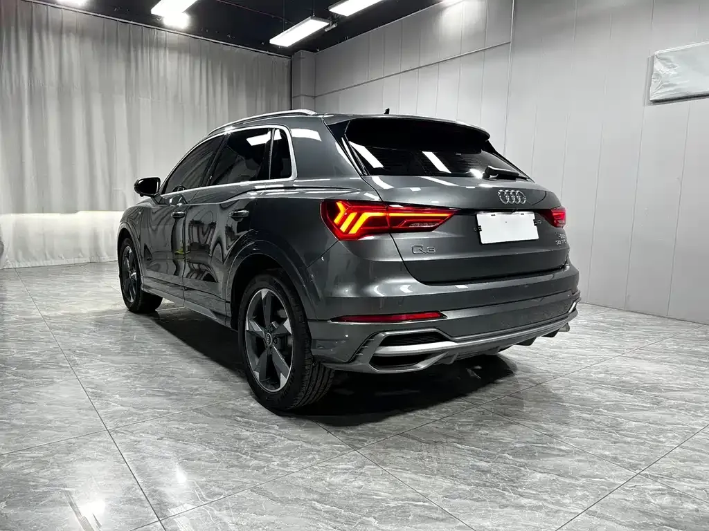 Audi Q3 — фото 5