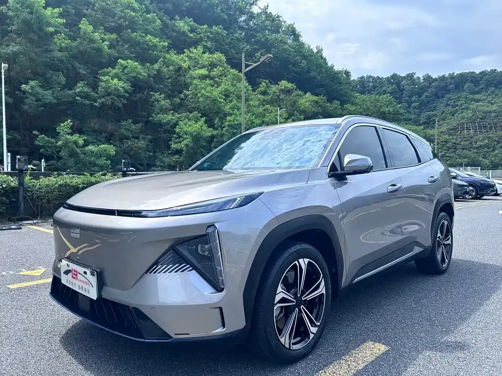 Geely Galaxy L7 — фото 1