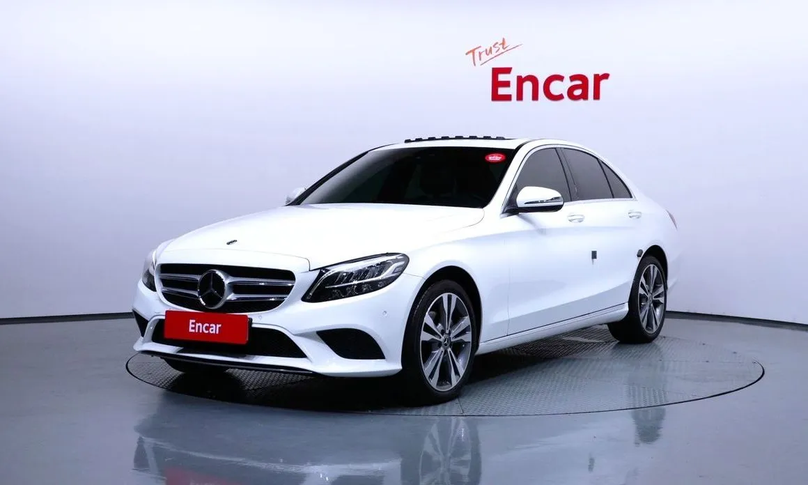Mercedes-Benz C-Class — фото 1