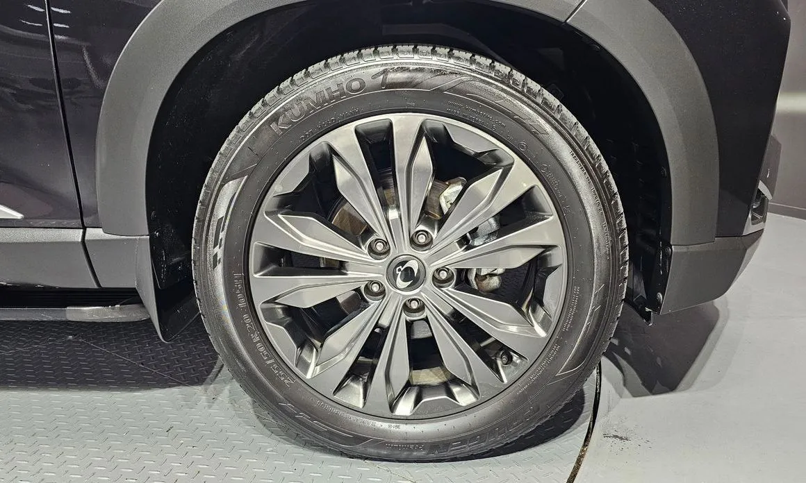 KG Mobility (Ssangyong) Rexton — фото 10