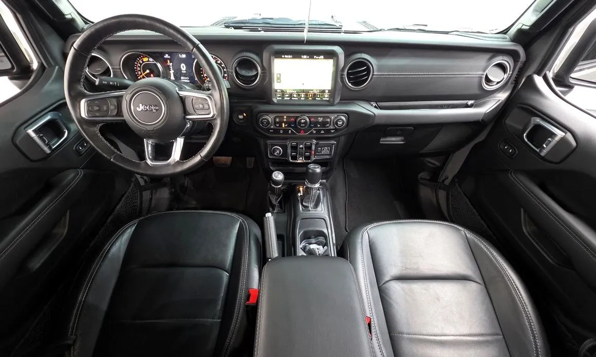 Jeep Wrangler — фото 2