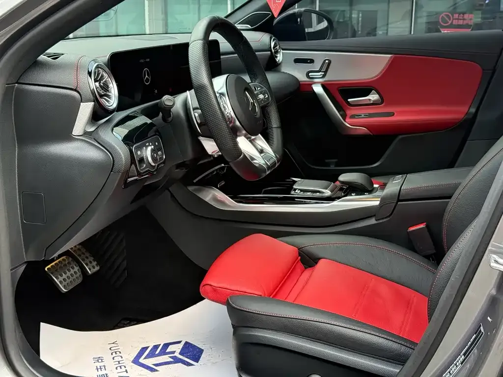 Mercedes-Benz A-Class AMG — фото 5