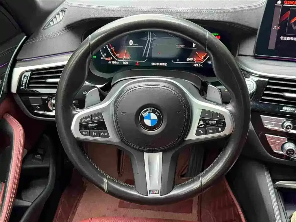 BMW 5 Series — фото 5