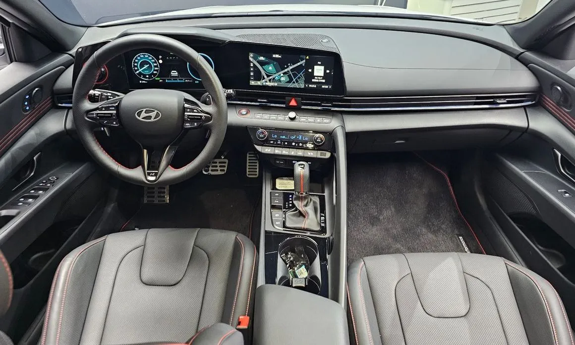 Hyundai AVANTE — фото 9