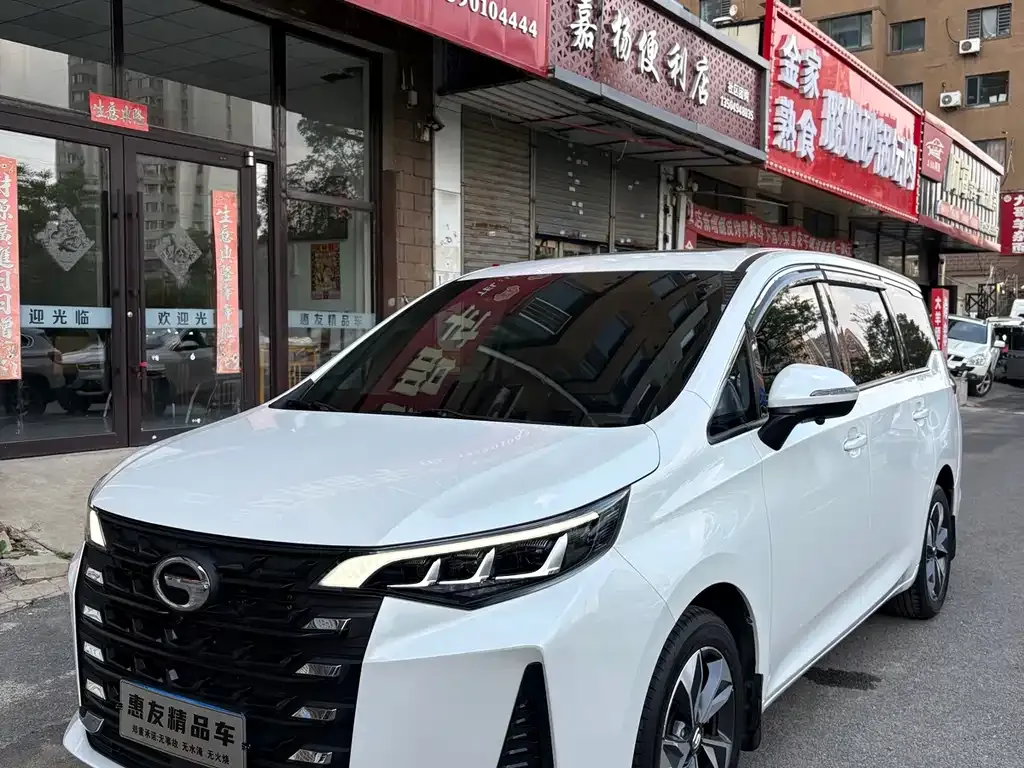 GAC Motor Trumpchi M6 — фото 1