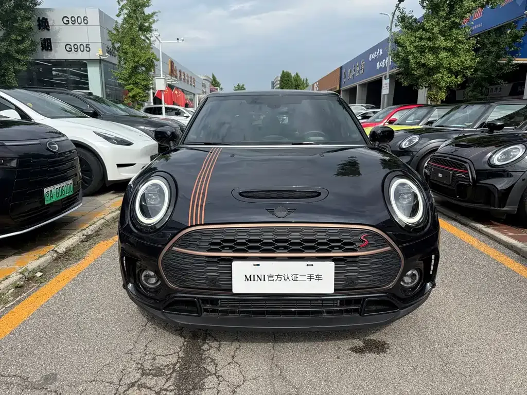 MINI Clubman — фото 8