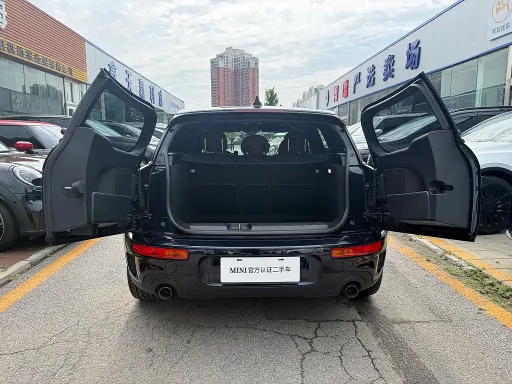 MINI Clubman — фото 6
