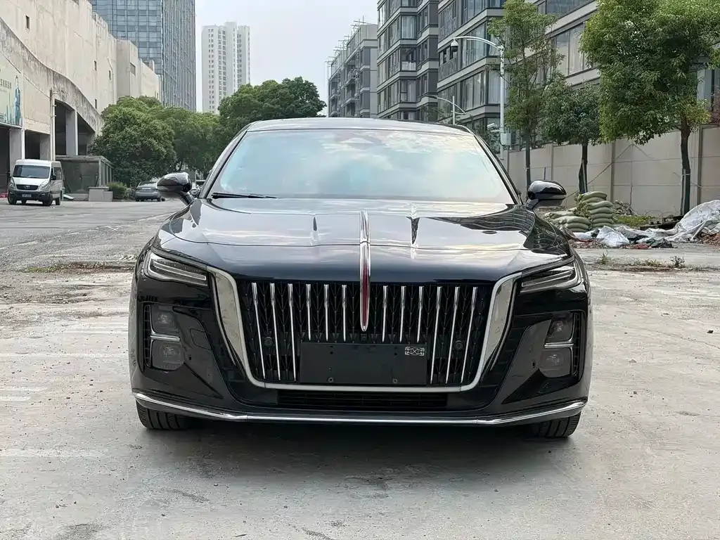 Hongqi H5 — фото 4