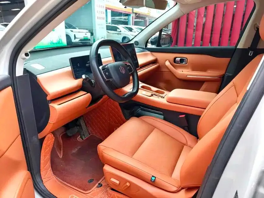 Leapmotor C10 — фото 5