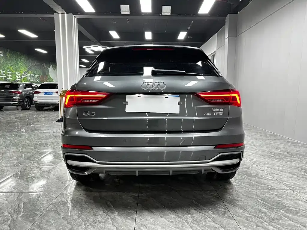 Audi Q3 — фото 6