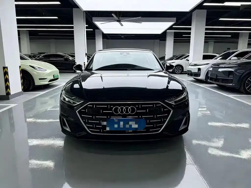 Audi A7L — фото 8