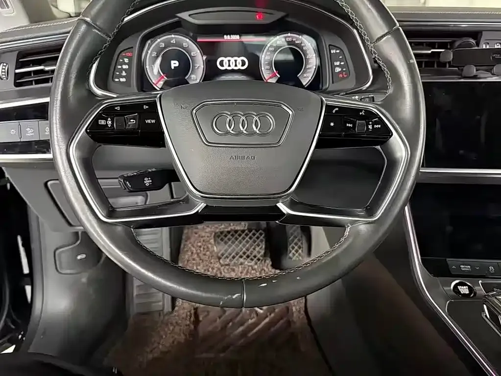 Audi A7L — фото 5