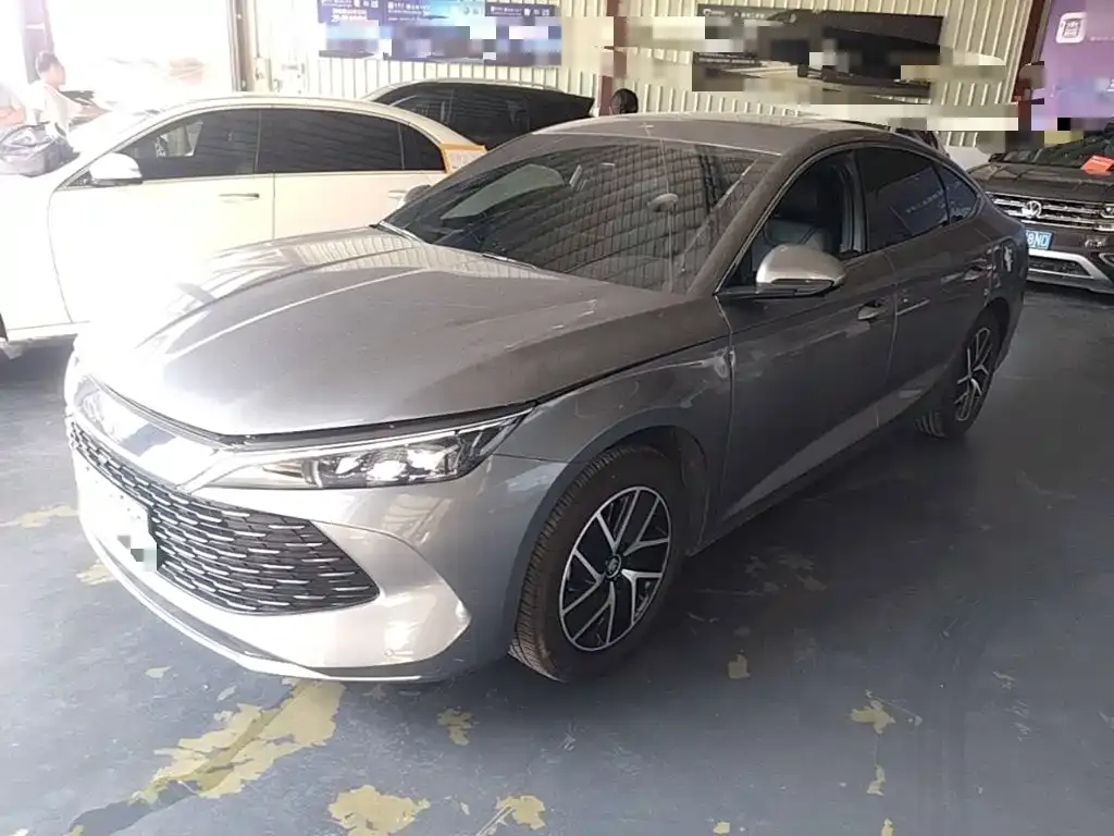 BYD Qin L — фото 10