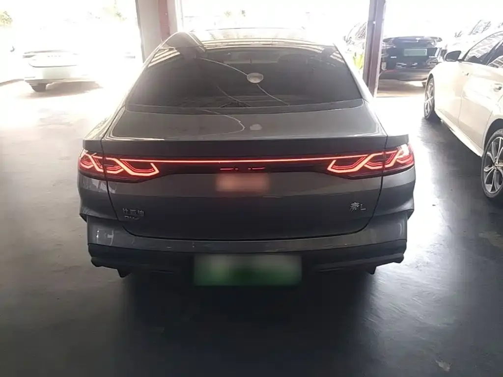 BYD Qin L — фото 3
