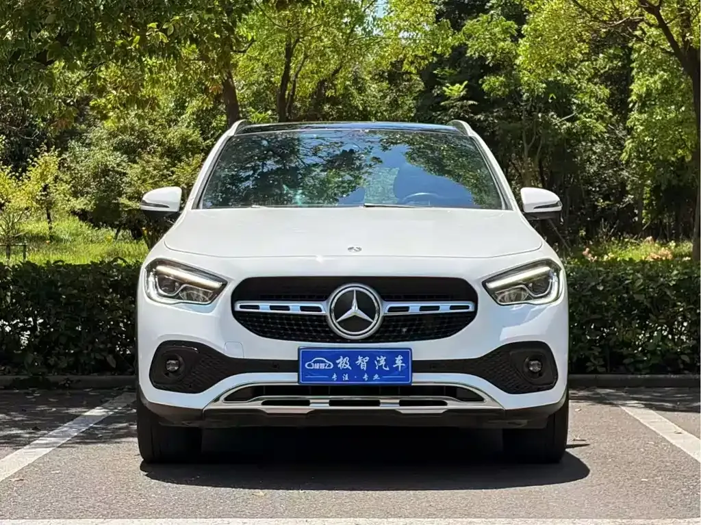 Mercedes-Benz GLA — фото 9