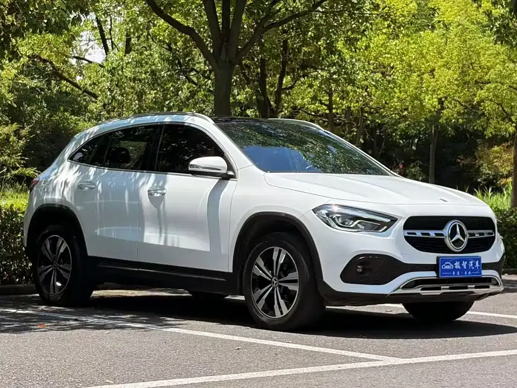 Mercedes-Benz GLA — фото 7