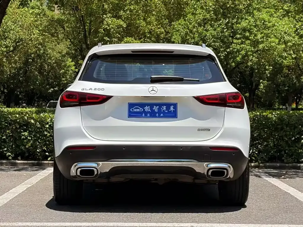 Mercedes-Benz GLA — фото 8