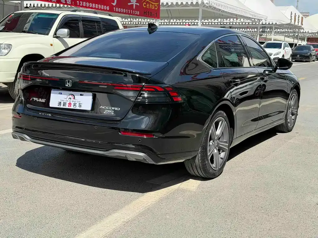 Honda Accord — фото 2
