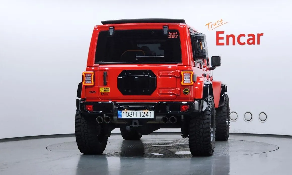 Jeep Wrangler — фото 2