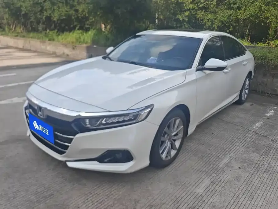 Honda Accord — фото 1