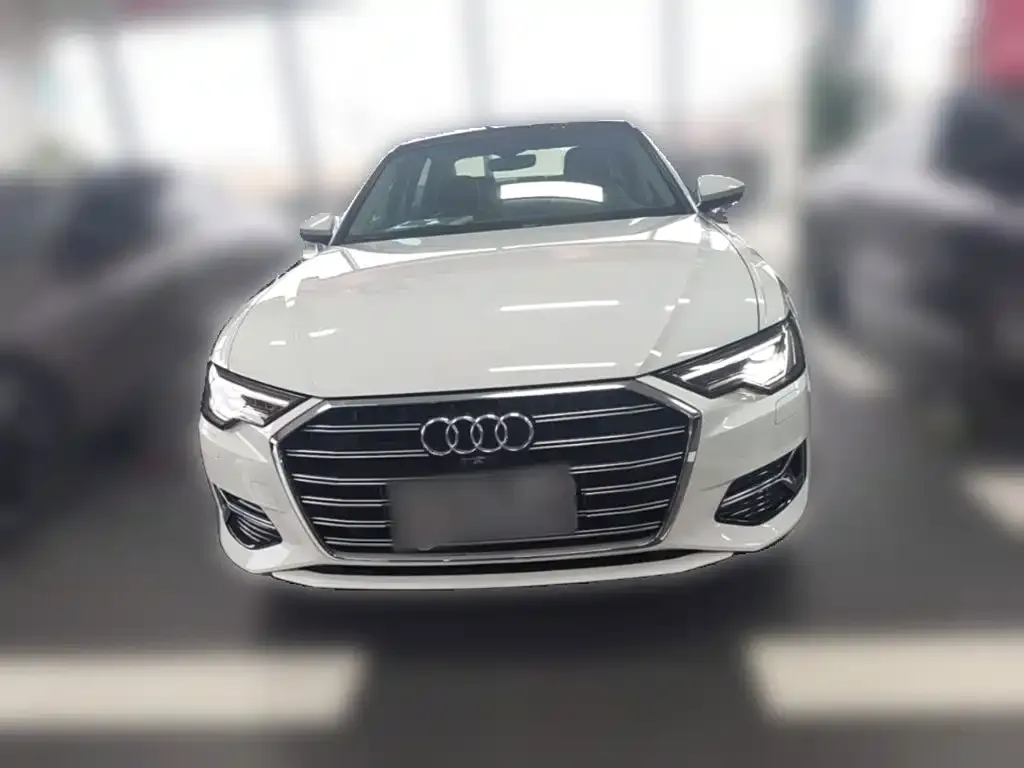 Audi A6L — фото 9