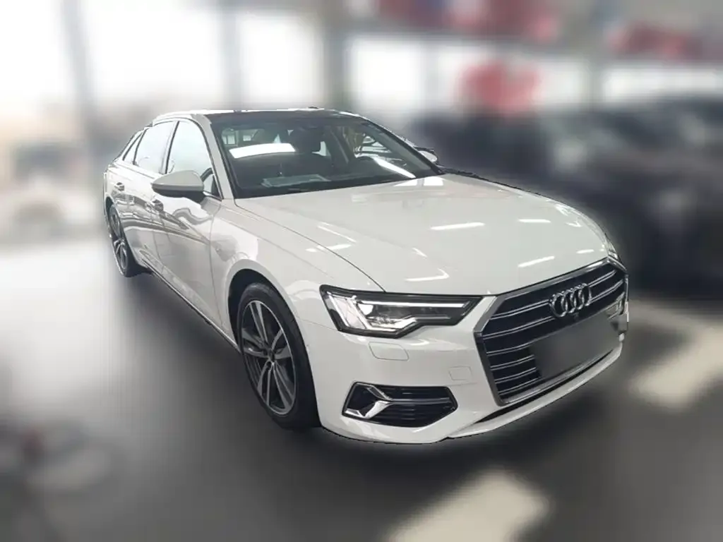 Audi A6L — фото 10