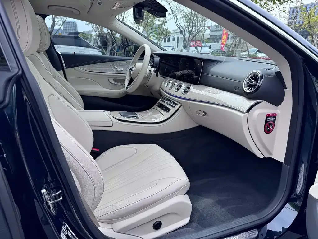 Mercedes-Benz CLS — фото 2
