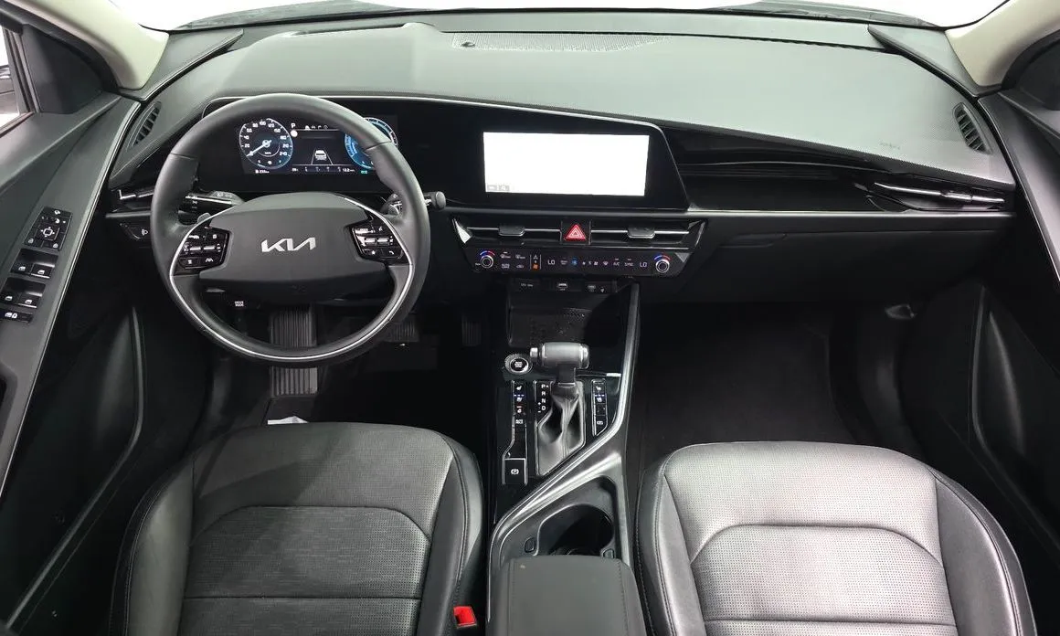 Kia Niro — фото 9