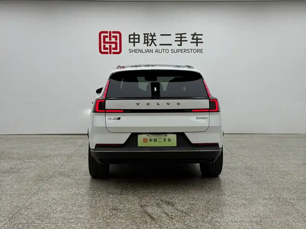 Volvo XC70 Plug-in Hybrid — фото 6
