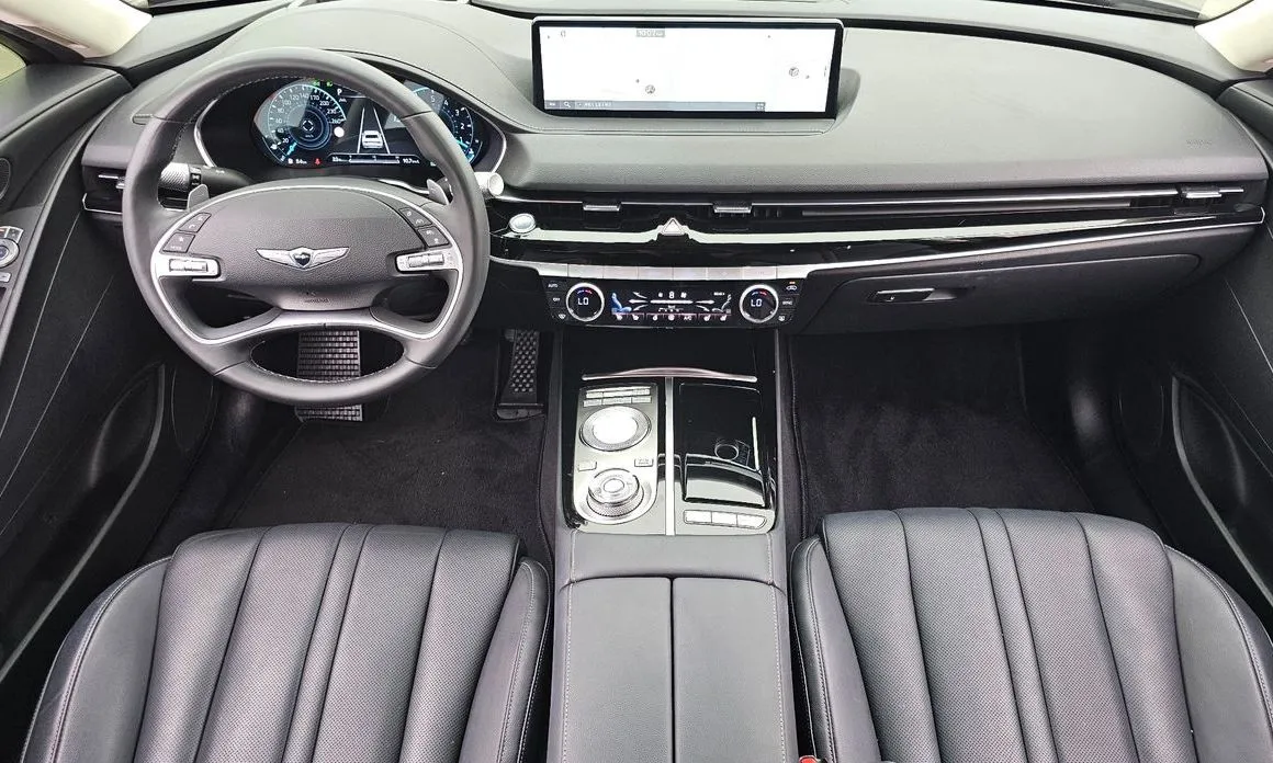 Genesis G80 — фото 10