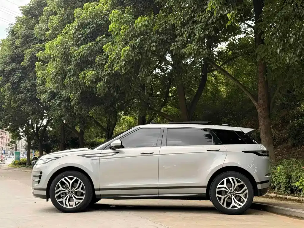 Land Rover Evoque — фото 5