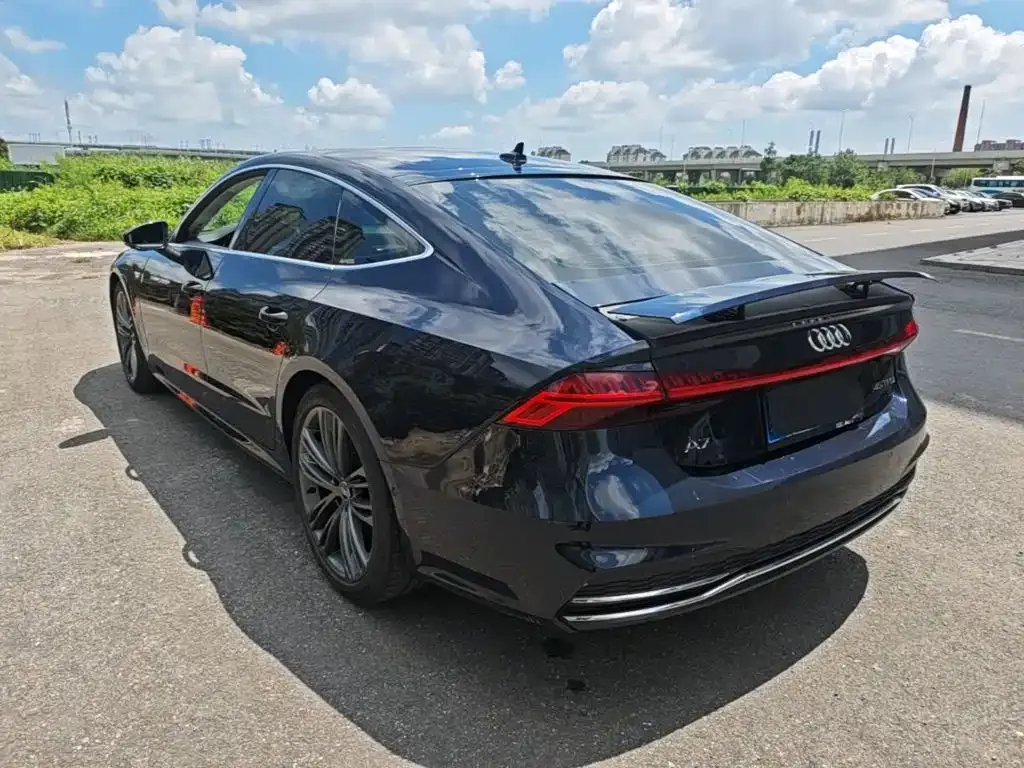 Audi A7 — фото 8