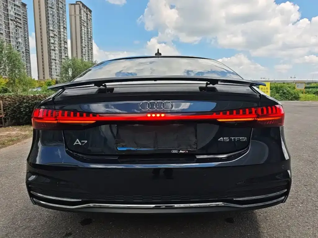 Audi A7 — фото 5
