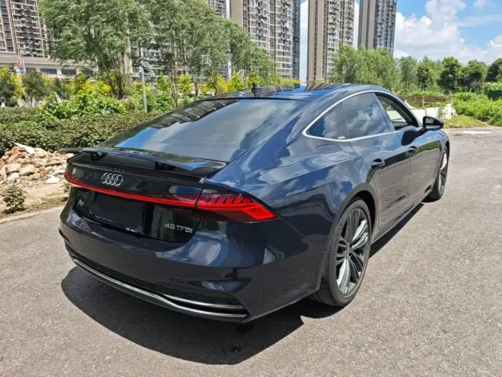 Audi A7 — фото 2
