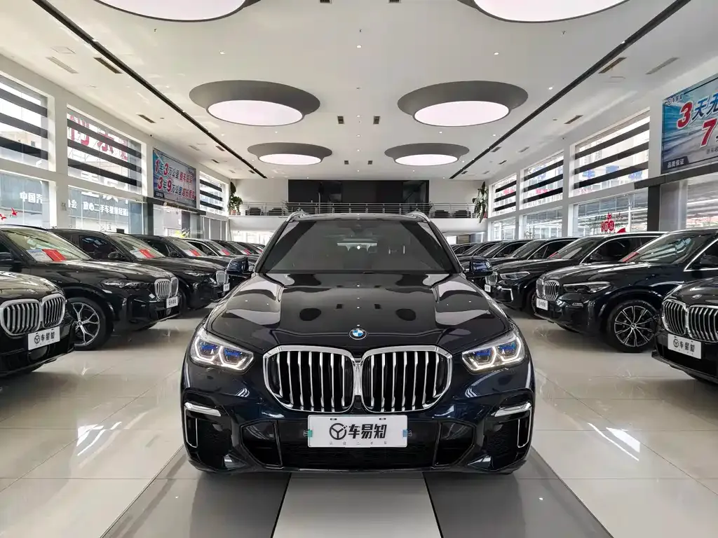 BMW X5 — фото 1