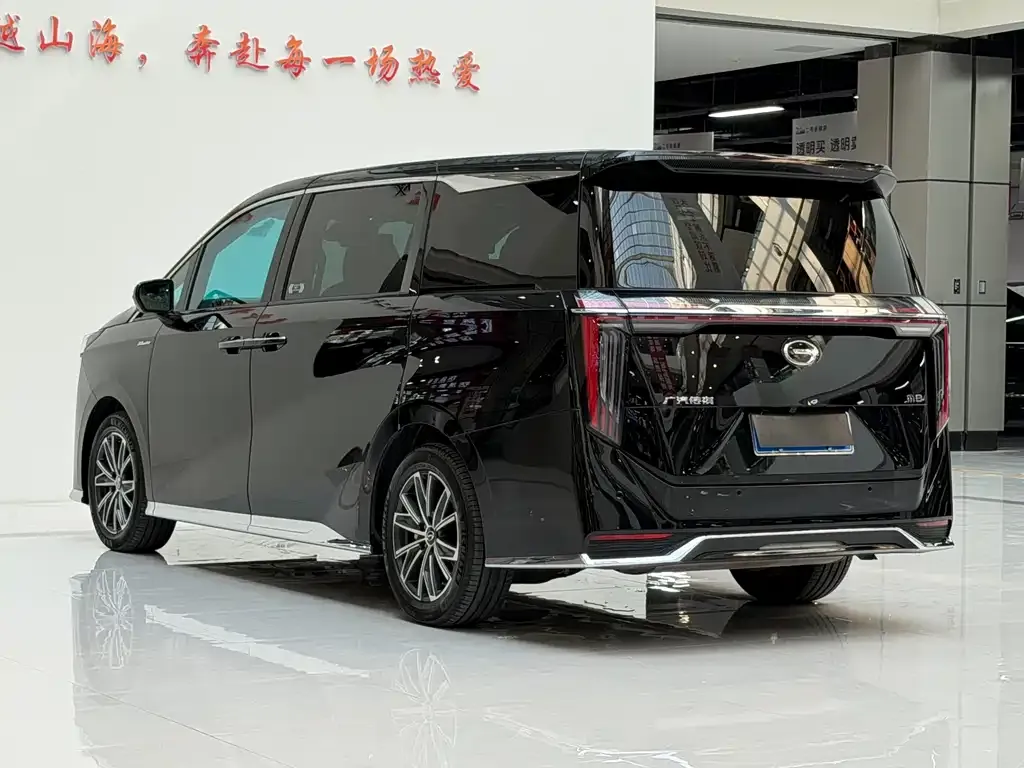 GAC Motor Trumpchi M8 — фото 9