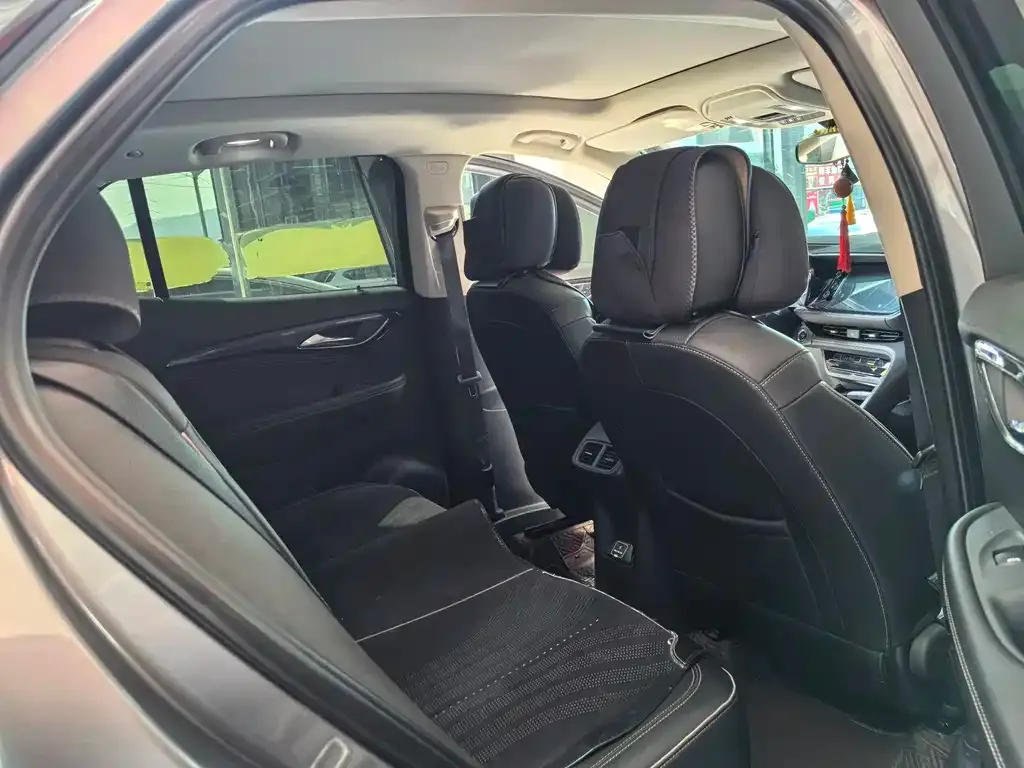 Buick Envision S — фото 8