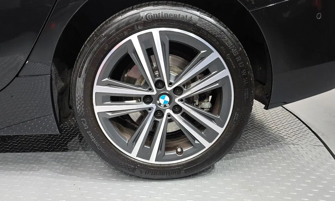 BMW 2-Series — фото 10