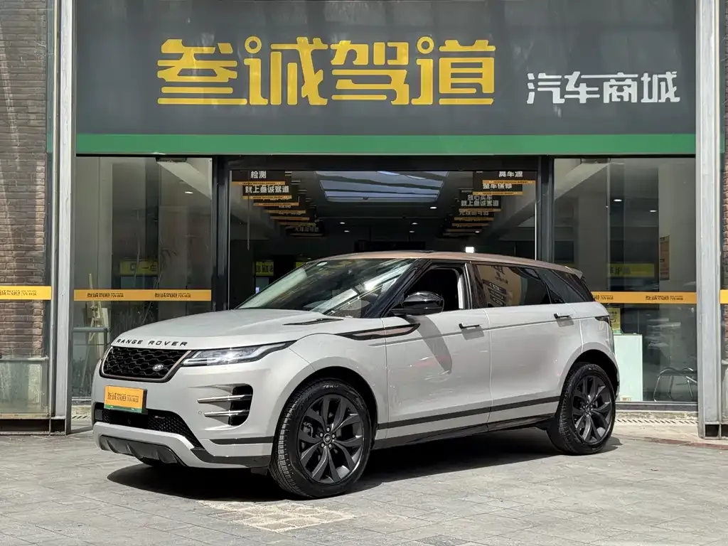 Land Rover Evoque — фото 1