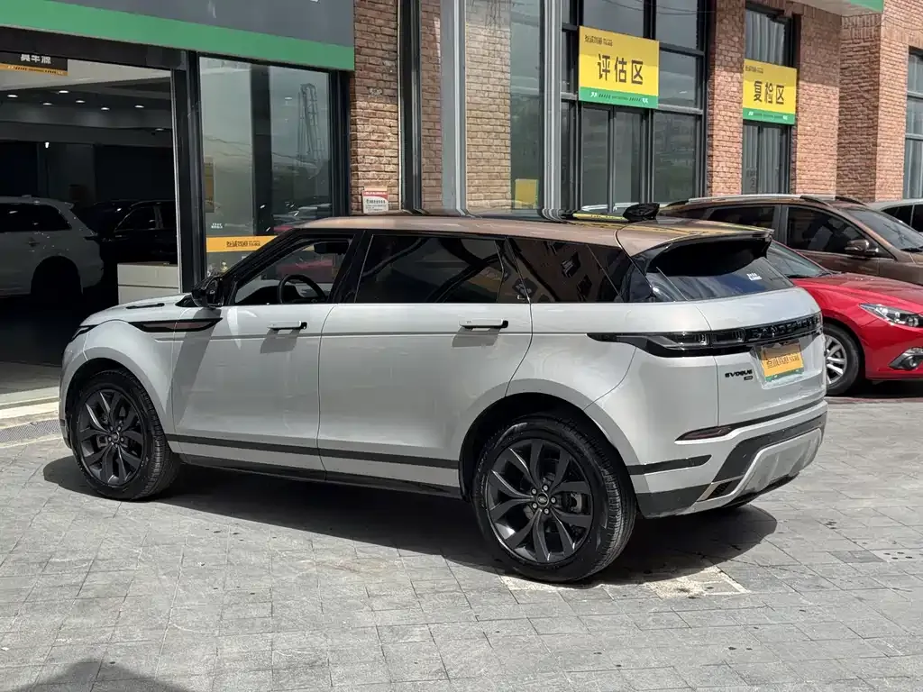 Land Rover Evoque — фото 6