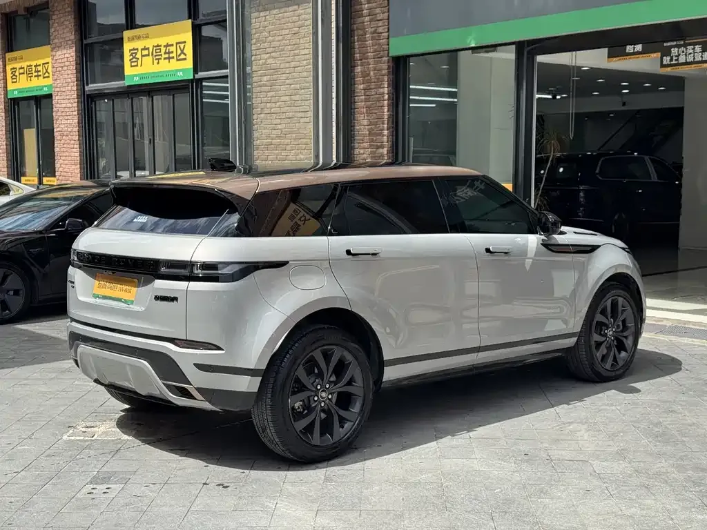 Land Rover Evoque — фото 10