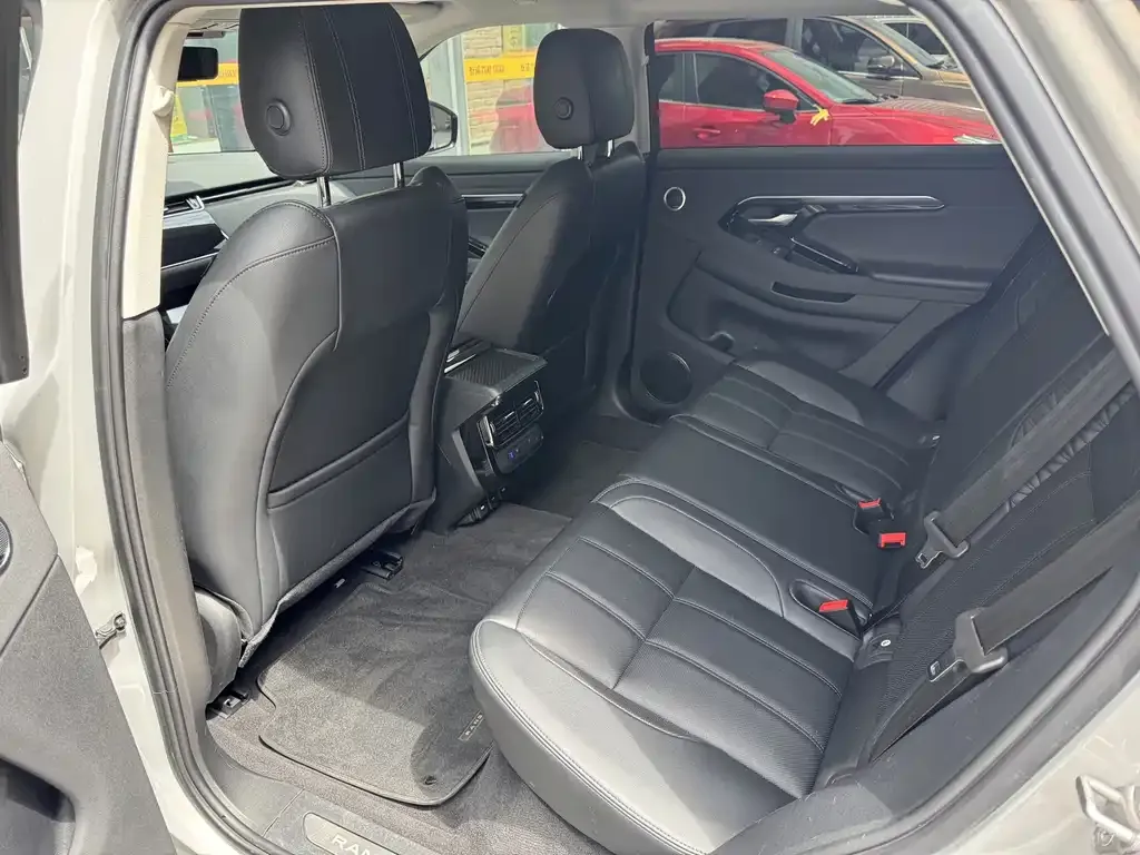 Land Rover Evoque — фото 2