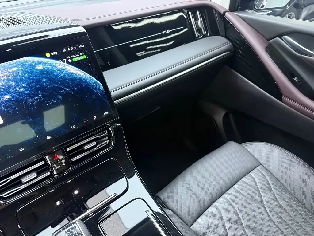 GAC Motor Trumpchi M8 — фото 9