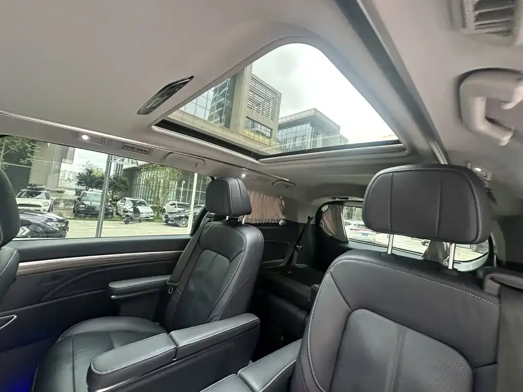 GAC Motor Trumpchi M8 — фото 10